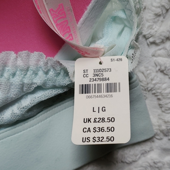 Bras - Picture 3 of 4